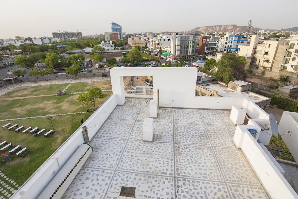 K G Residency Airport Hotel Jaipur Luaran gambar